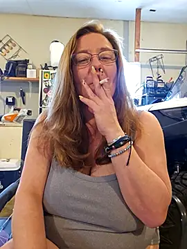 MsShelby40 online show from 03-13-25, 05:07