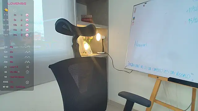 pauliCarter online show from 11-11-25, 03:23