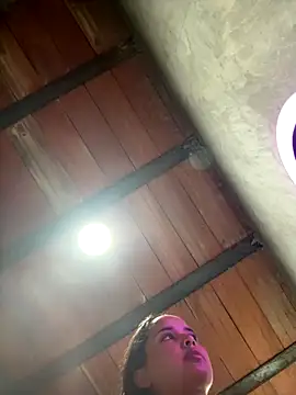 MollySanders    online show from 10-21-25, 10:54