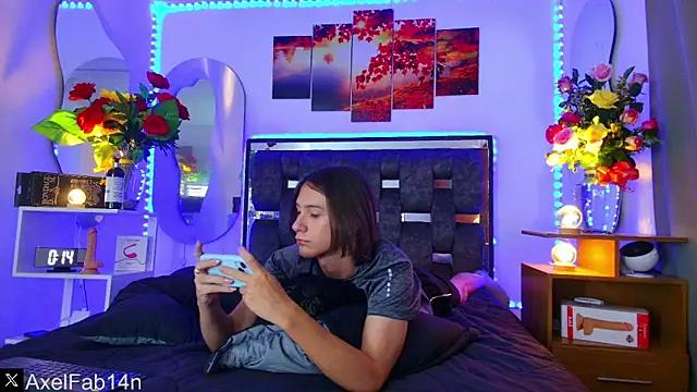 Alex and Fabian online show from 02-17-25, 06:37