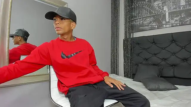 Hotkoljeixxx online show from 01-08-25, 03:08