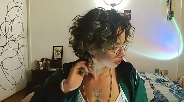 fenixmfx19 online show from 03-11-25, 10:09