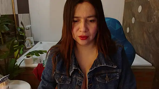 Heidy Wells online show from 03-16-26, 12:42