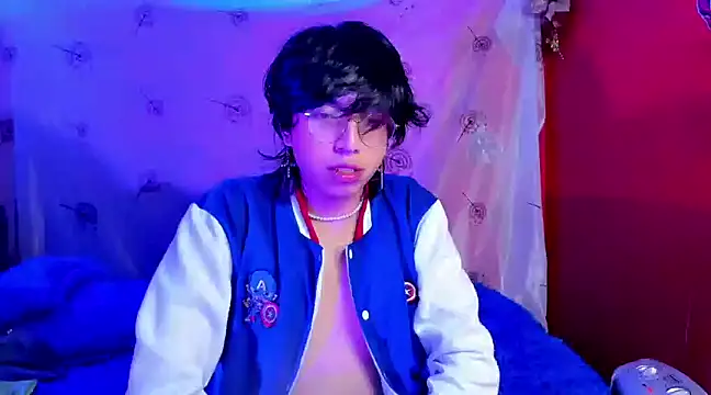 AnggelONfiree online show from 12-30-24, 07:04