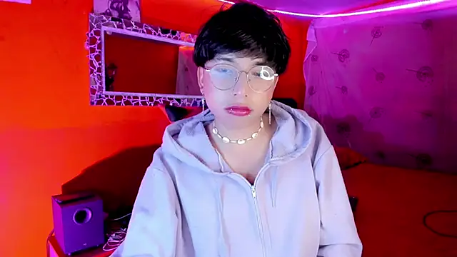 AnggelONfiree online show from 10-08-25, 04:32