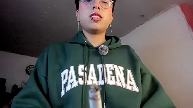 AnggelONfiree online show from 02-06-26, 03:22