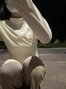 Snapshot of moneymaker_taipei chatting on 07-01-26, 01:13 moneymaker taipei online show from 07-01-26, 01:13