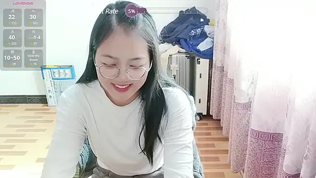 Snapshot of luoxuwen chatting on 02-07-25, 05:10 luoxuwen online show from 02-07-25, 05:10
