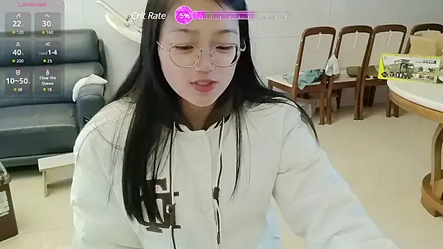 Snapshot of luoxuwen chatting on 02-12-25, 05:47 luoxuwen online show from 02-12-25, 05:47