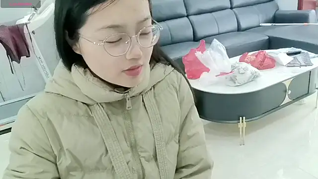 Snapshot of luoxuwen chatting on 02-21-25, 05:02 luoxuwen online show from 02-21-25, 05:02