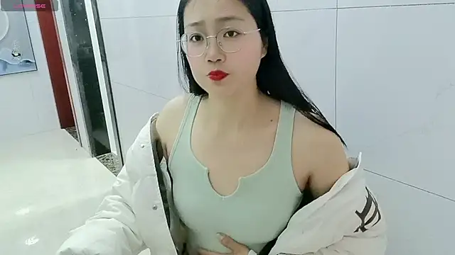 Snapshot of luoxuwen chatting on 03-07-25, 03:51 luoxuwen online show from 03-07-25, 03:51