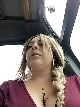 madelaine- online show from 01-10-26, 06:42