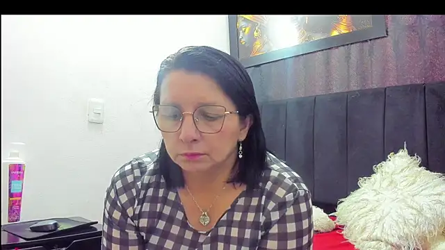 Evaaross 2345 online show from 02-07-26, 02:10