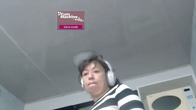 Drool Sucker online show from 04-09-26, 12:32