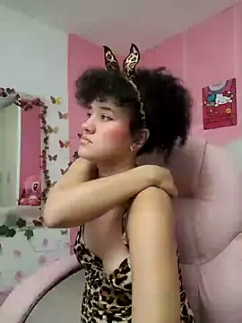 Snapshot of TwerkingAss chatting on 12-12-24, 05:52 TwerkingAss online show from 12-12-24, 05:52