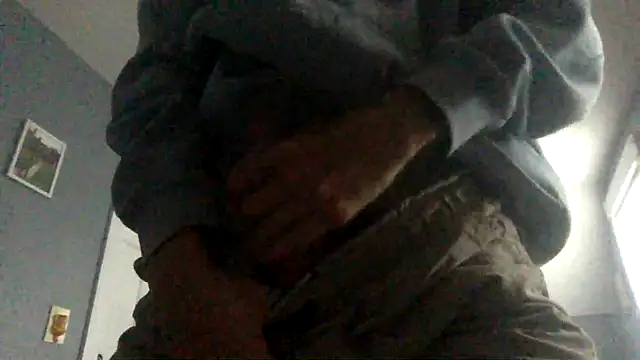 Snapshot of KittingGrappler chatting on 11-12-25, 07:24 KittingGrappler online show from 11-12-25, 07:24