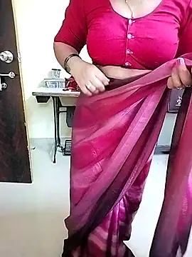 PayalSharmahot143 online show from 09-18-25, 03:41