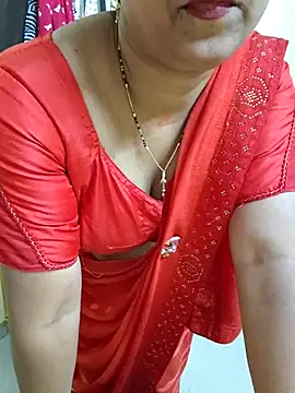 Snapshot of PayalSharmahot143 chatting on 05-11-26, 04:26 PayalSharmahot143 online show from 05-11-26, 04:26