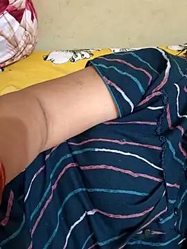 Snapshot of PayalSharmahot143 chatting on 05-13-26, 12:35 PayalSharmahot143 online show from 05-13-26, 12:35