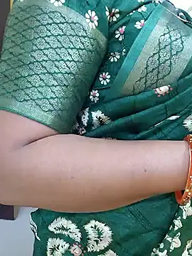 Snapshot of PayalSharmahot143 chatting on 06-01-26, 01:02 PayalSharmahot143 online show from 06-01-26, 01:02
