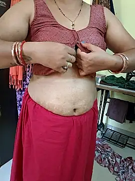 Snapshot of PayalSharmahot143 chatting on 06-05-26, 06:52 PayalSharmahot143 online show from 06-05-26, 06:52