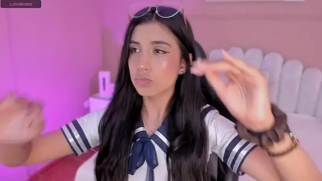 zia cooper online show from 11-29-25, 07:06