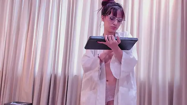 RedMeloddy online show from 01-18-25, 10:28