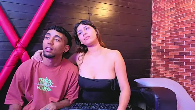 Snapshot of Annyeli chatting on 02-06-26, 01:54 Annyeli online show from 02-06-26, 01:54