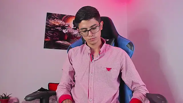 Snapshot of Ethan_Sai___ chatting on 02-07-25, 11:45 Ethan Sai online show from 02-07-25, 11:45