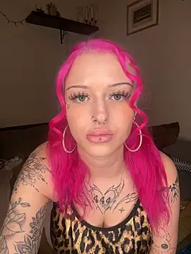 Snapshot of hellokittyy024 chatting on 12-29-24, 11:50 hellokittyy024 online show from 12-29-24, 11:50