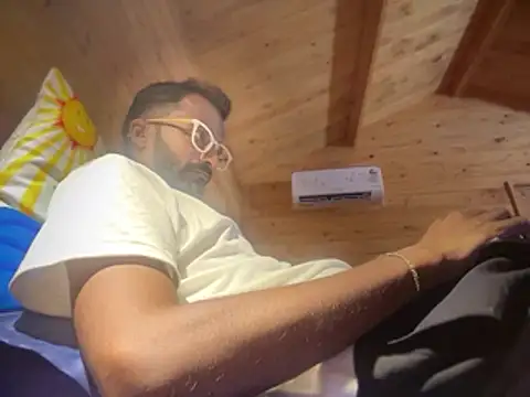 Snapshot of bigfatdick111 chatting on 02-22-26, 07:56 bigfatdick111 online show from 02-22-26, 07:56