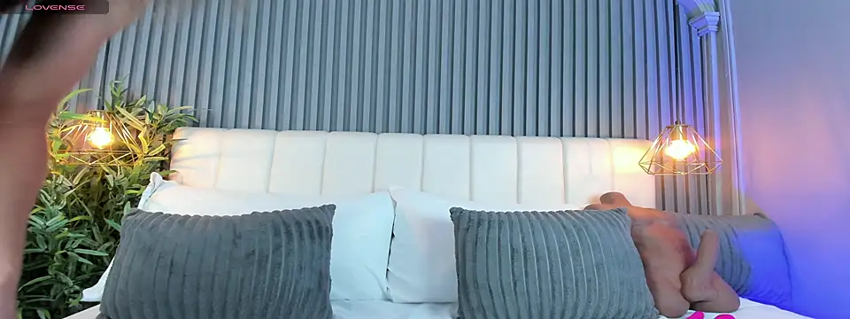 Snapshot of LinaGlam chatting on 11-26-25, 05:14 LinaGlam online show from 11-26-25, 05:14