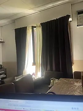 Popinasq online show from 02-17-26, 03:19