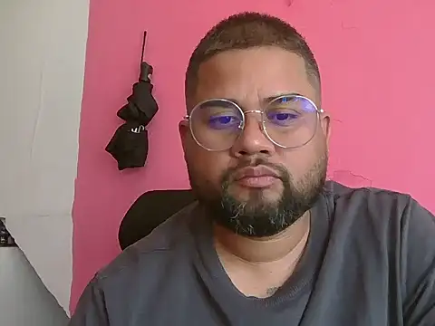 Snapshot of GABRIELGARCIA1313 chatting on 01-18-26, 05:50 GABRIELGARCIA1313 online show from 01-18-26, 05:50