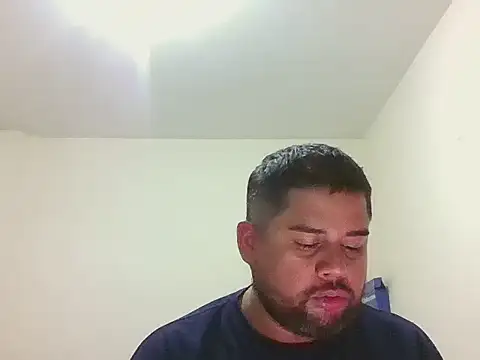 Snapshot of GABRIELGARCIA1313 chatting on 02-13-26, 11:12 GABRIELGARCIA1313 online show from 02-13-26, 11:12