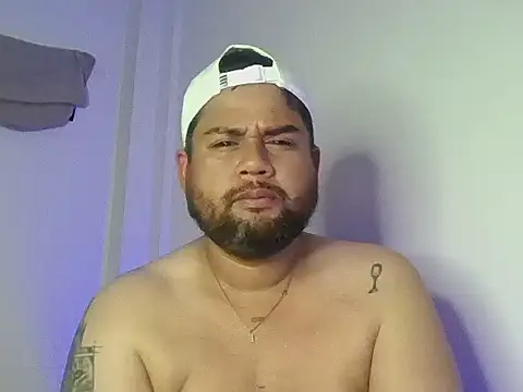 Snapshot of GABRIELGARCIA1313 chatting on 07-02-26, 05:57 GABRIELGARCIA1313 online show from 07-02-26, 05:57
