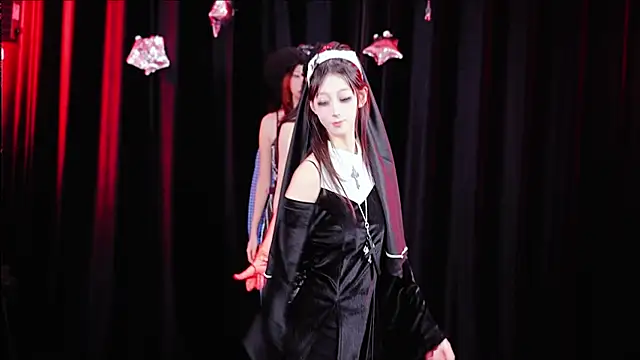 QY-001 online show from 10-31-25, 01:34