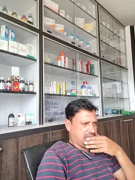 Raj1043 online show from 03-18-26, 06:49