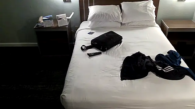 EatMyCake831 online show from 12-09-24, 06:01