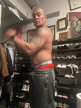 EatMyCake831 online show from 09-25-25, 09:02