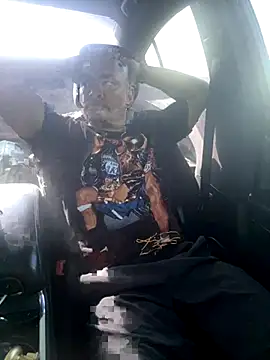 EatMyCake831 online show from 10-23-25, 05:12