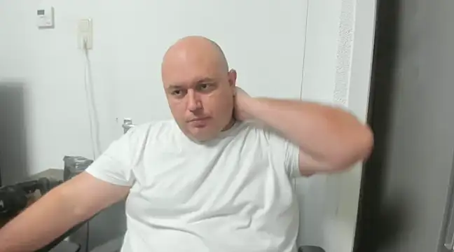 BigromeoXX online show from 12-31-24, 03:09