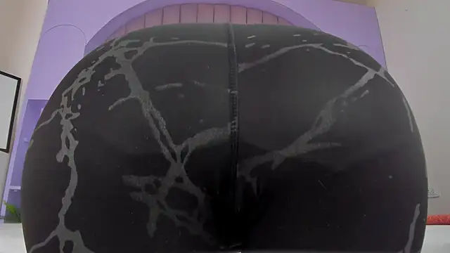 DulceAurora   online show from 03-12-26, 03:01