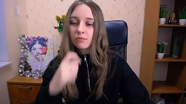  Nicole new online show from 12-11-24, 12:23