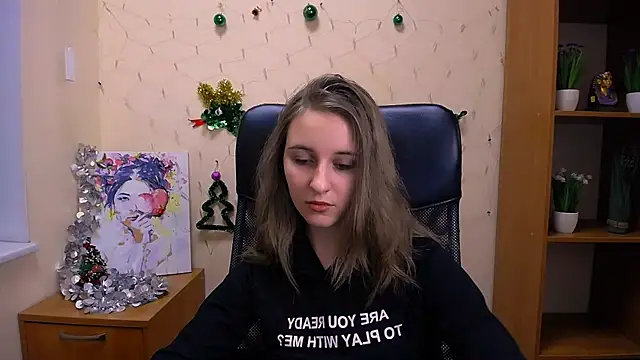  Nicole new online show from 12-17-24, 04:00