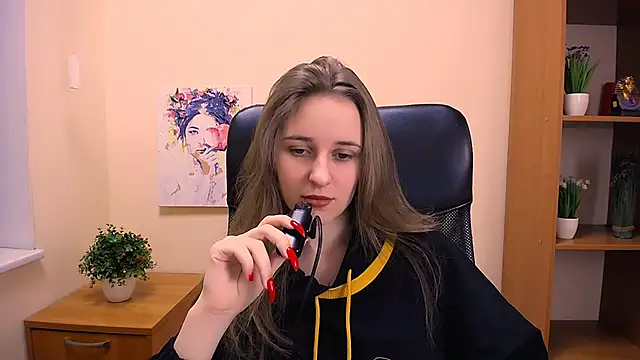  Nicole new online show from 01-15-25, 12:15