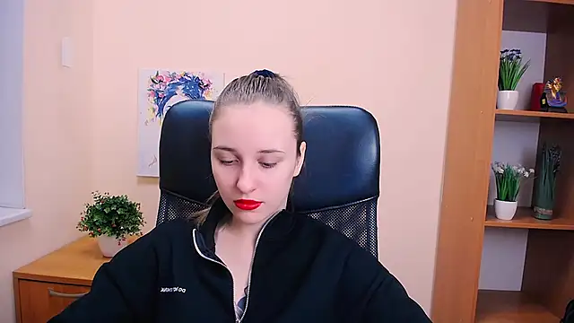  Nicole new online show from 01-28-25, 06:49