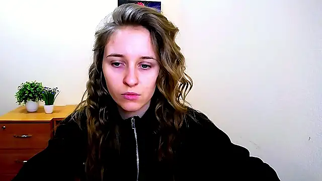  Nicole new online show from 02-06-25, 12:16