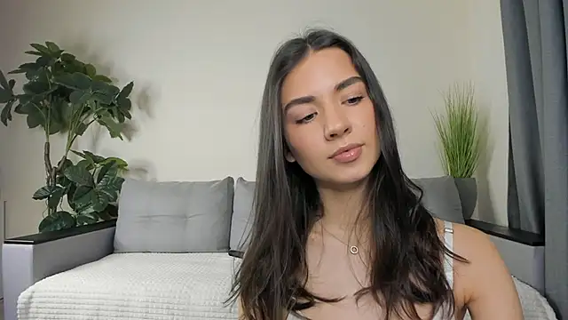 Snapshot of NicoleLuv chatting on 12-18-24, 01:12 NicoleLuv online show from 12-18-24, 01:12