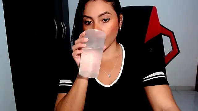 meghan2 online show from 03-12-26, 02:39